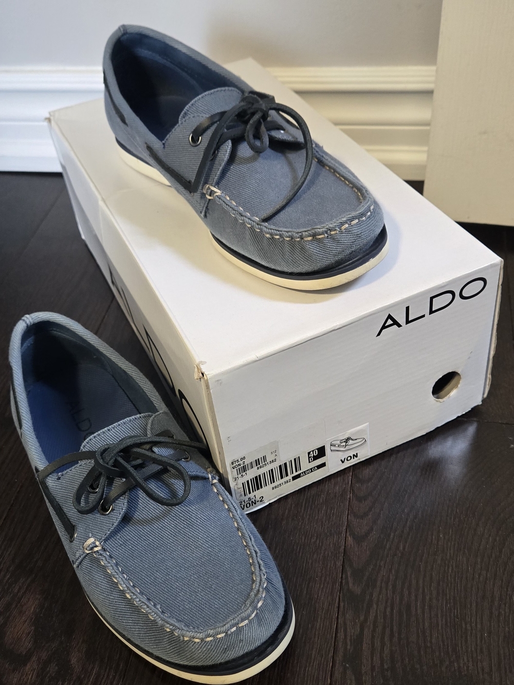 ALDO Men’s Light Blue Canvas Boat Shoes with Dark Laces